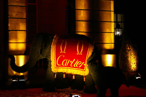 Visuel Pour Cartier, JLT Services crée des projecteurs spéciaux